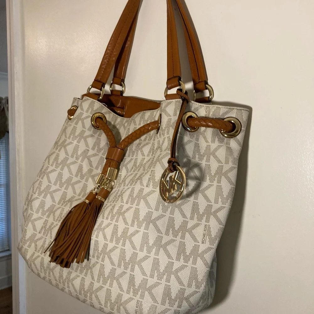 Michael Kors, MK signature drawstring BUCKET BAG SATCHEL TOTE SHOULDERBAG